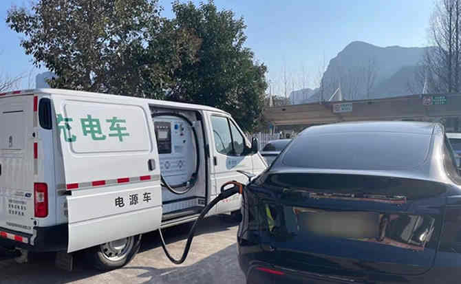 淇县汽车搭电