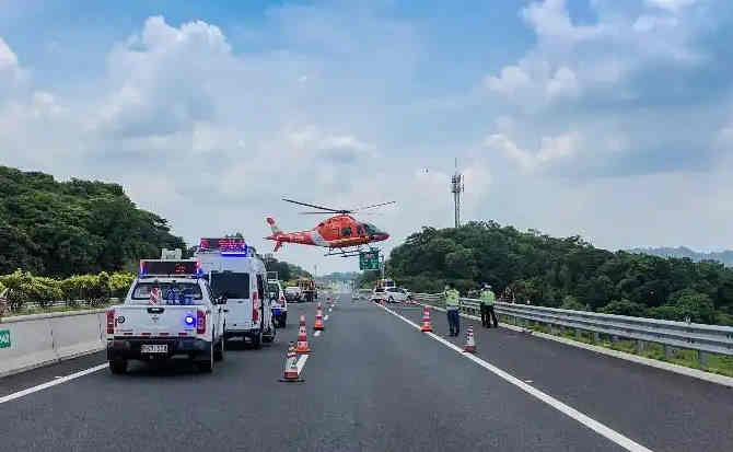 淇县高速公路汽车救援案例